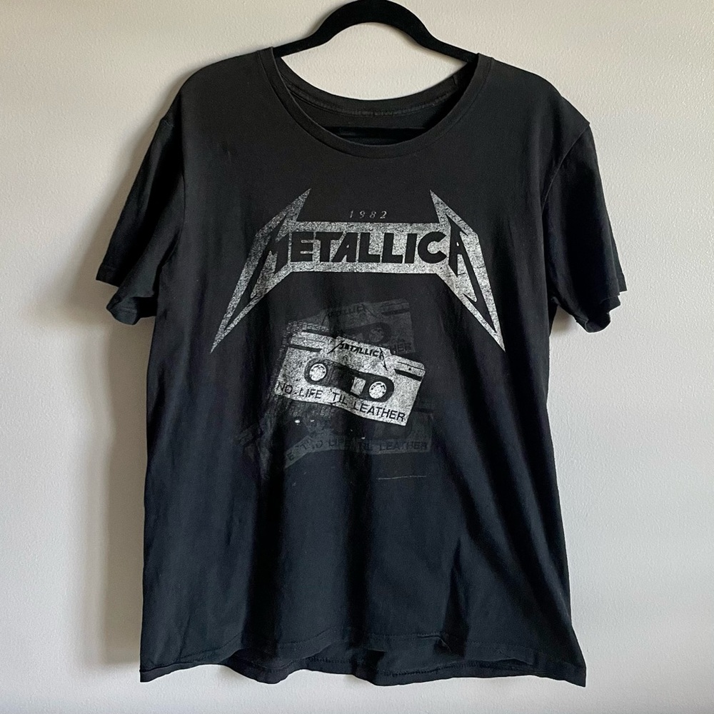 Urban Renewal Vintage 1982 Metallica: "No life 'til leather" Graphic Band Tee